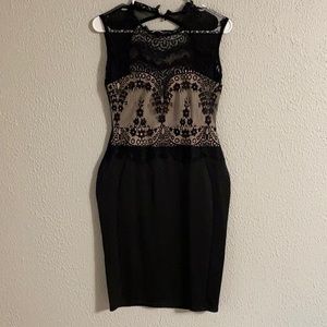 Lace dress, small